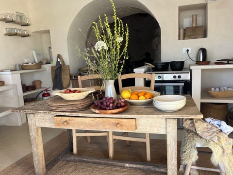 Cook delicious food in the kitchen