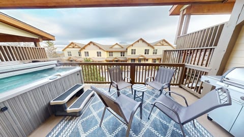Balcony, Hot Tub, Tub, Chair, Furniture