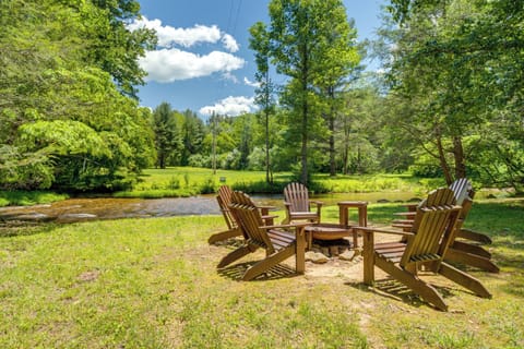 Suches Vacation Rental | 2BR | 2BA | 1,100 Sq Ft | Stairs Required