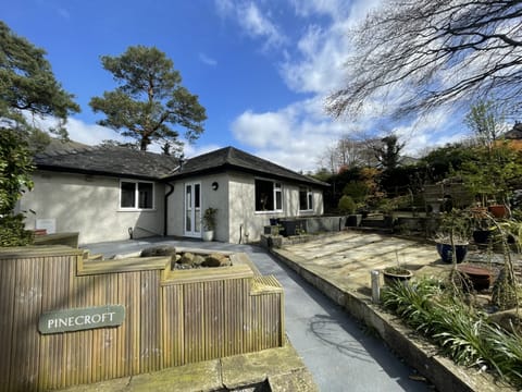 Pinecroft is a spacious bungalow in Keswick, with plenty of outdoor space and close proximity to the local bus route
