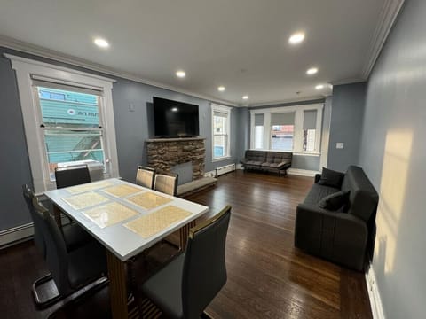 Cozy family space!