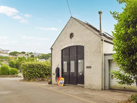 The Boathouse is situated right in the heart of Little Haven village | The Boathouse, Little Haven, near Havorfordwest