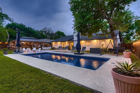 Exquisite outdoor space with Pool+ Grill+Gazebo+ Lounge chairs & more! 
