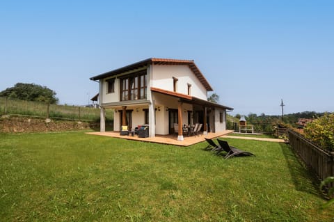 Property building,Facade/entrance,BBQ facilities