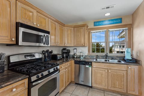 Whip up something delicious in the Kitchen with modern appliances and plenty of prep space!