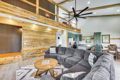 Living Space | Free WiFi | Central Air Conditioning & Heating | 1st Floor