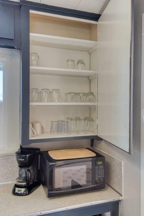 #StayinMyDistrict Coos Bay Historical Heritage House #bookdirect #heritagehousecoosbay #stayinmydistrict #investrepm