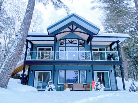 Loon Call Lakehouse in early winter