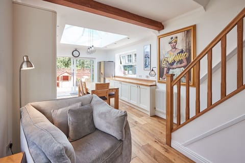 Bankside Cottage, Saltburn-by-the-Sea - Host & Stay