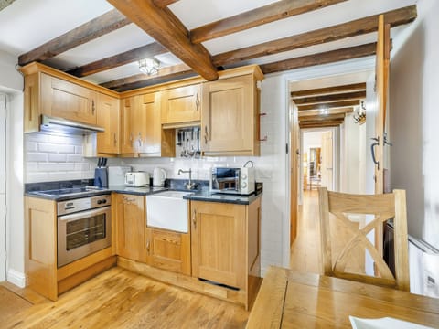 Kitchen | The Barn - Jockhedge, Burgh Le Marsh
