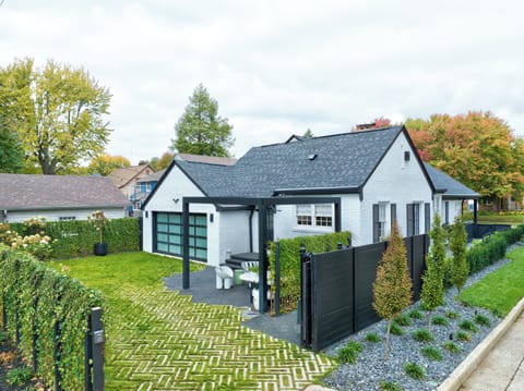 Welcome to Ivy Grace where luxury meets neighborhood vibes.