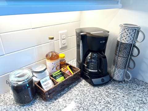 Coffee and tea station