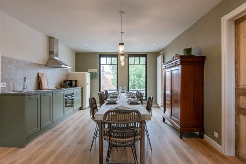 Dining room for enjoying moments with friends/ family