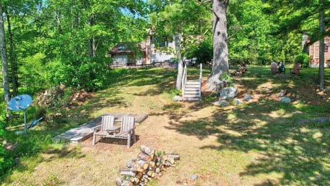 Private waterfront behind the cabin