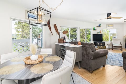 Dining Room/Living Room