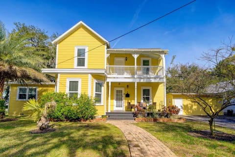 Welcome to Sunny`s – your perfect retreat for sunshine and relaxation