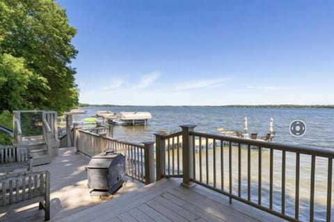 8eea1c68 3918 44a7 90a7 ef2ab0d15c89