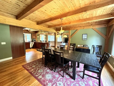 Dining room with seating for 10