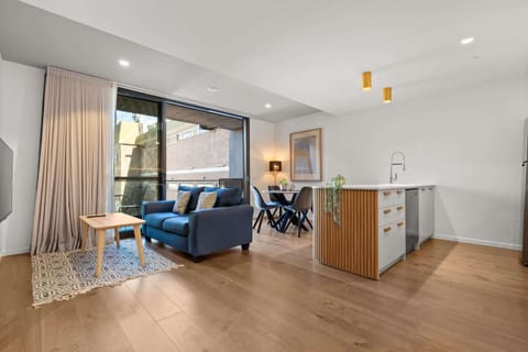 Living Area/Dining Area/Kitchen