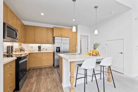 Functional island space for kitchen and meal prep