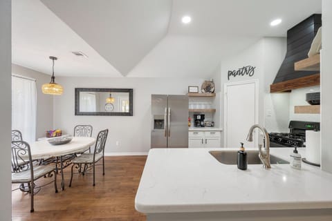 Fully stocked kitchen with coffee bar!