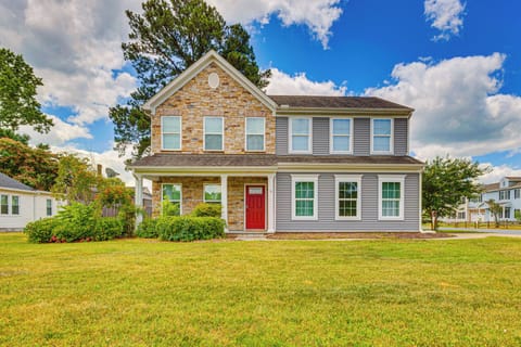 Chesapeake Vacation Rental | 4BR | 2.5BA | 2,400 Sq Ft | Stairs Required