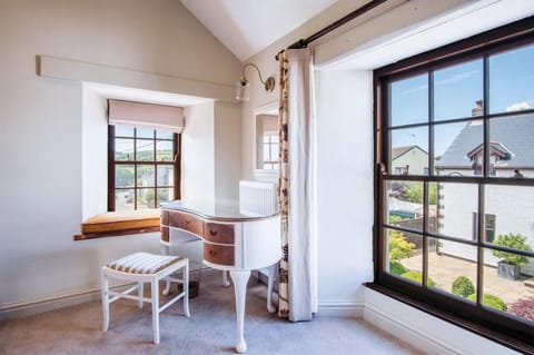 Tregoyr - 3 Bedroom Holiday Home - St. Florence (20217)