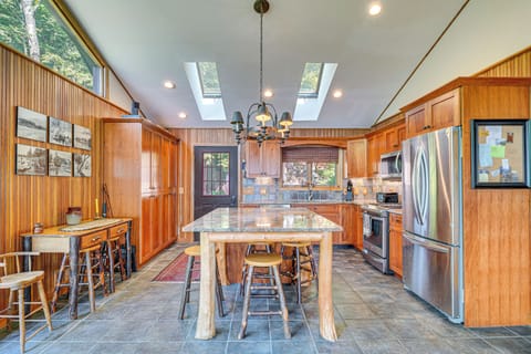 Kitchen | Cooking Basics Supplied | Main Floor