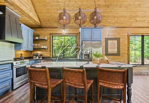 Feast your eyes and your taste buds in our elegant dining area. It's more than a meal; it's a moment to savor among the beauty of the great outdoors.