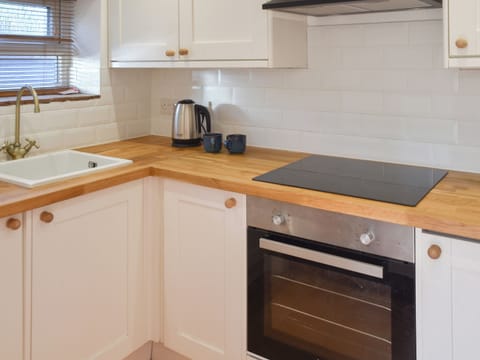 Kitchen | The Hollies, Repps with Bastwick, near Great Yarmouth