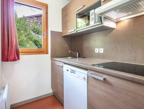 Make a tasty meal in your own kitchen!