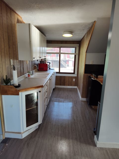 Large kitchen area