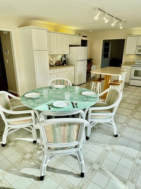 Extra seating around the built-in island