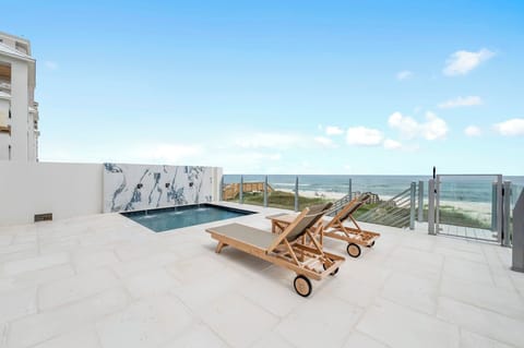 Private Plunge Pool with Gulf Views!