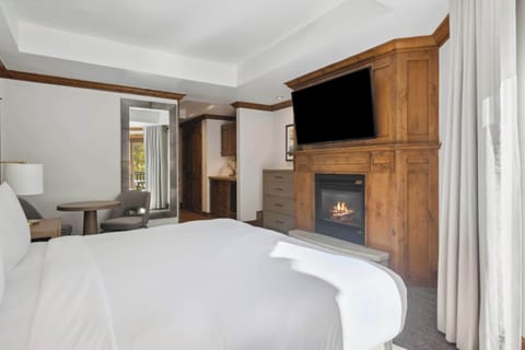AspenMtnResidences-33A3-4304