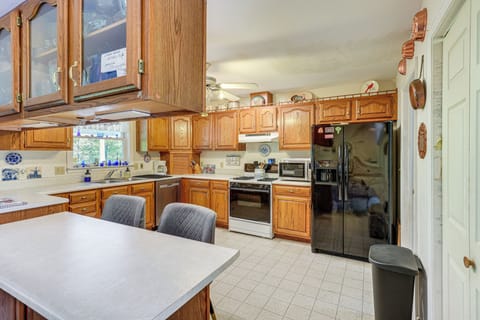 Kitchen | Cooking Basics | Drip Coffee Maker | Main Level