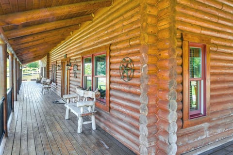 Wraparound Porch | Pastoral Views