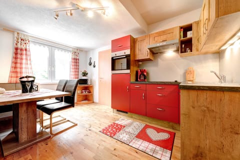 Holiday apartment Edelweiss with kichen area and big dining able