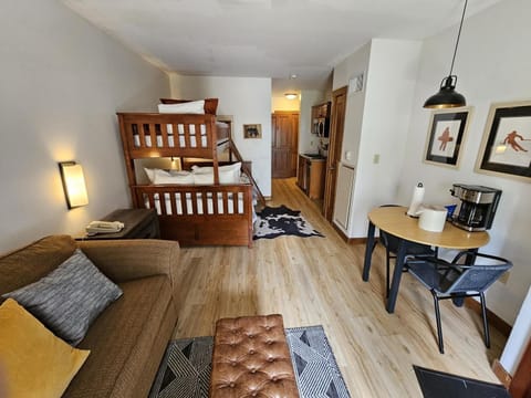 Home Decor, Floor, Crib, Furniture, Indoors