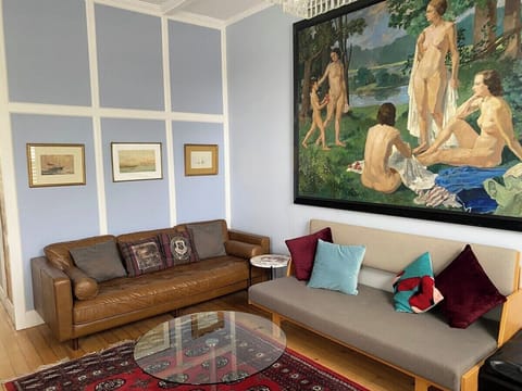 Lounge Area