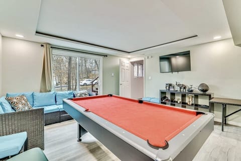 Furniture, Table, Indoors, Pool Table, Room