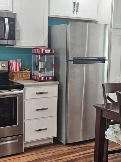 Enjoy some popcorn 🍿 