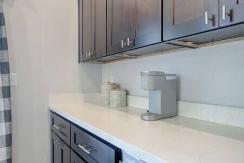 37d43284-82a3-4ee8-8a95-39d8ce9417b5