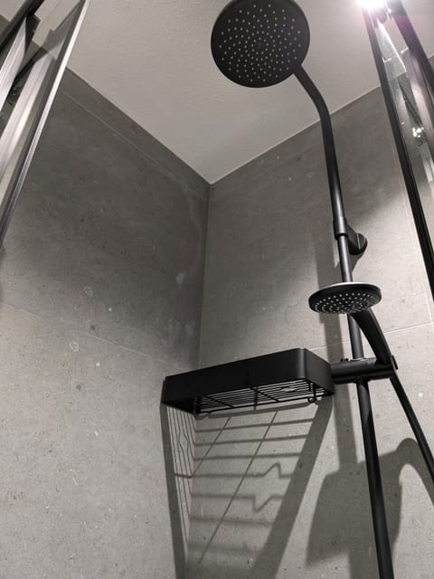 Hand-held showerhead