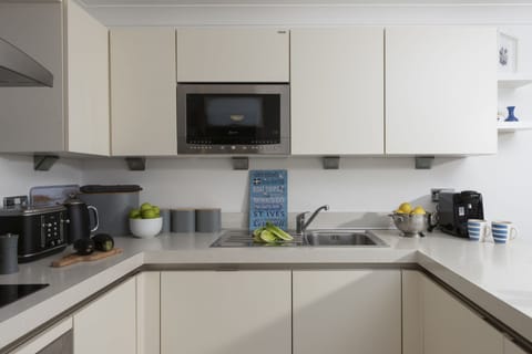 Sofas, Smart TV ,Balcony/Terrace-Porthminster Skies