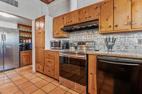 Oven, Range, Fridge in Kitchen