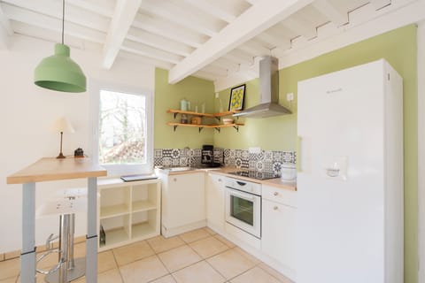 4d833747-46c7-4a82-bbe7-45a6ab498b27