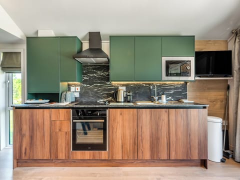 Kitchen area | Cranborne Chase Stargazer - Whitey Top Lodges, Pentridge