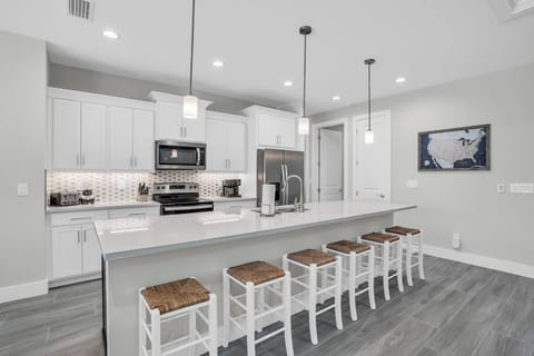 Stainless appliances & wine fridge