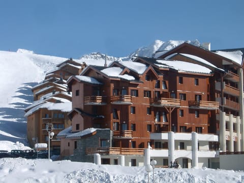 Welcome to your ski-in/ski-out apartment in La Plagne Soleil!